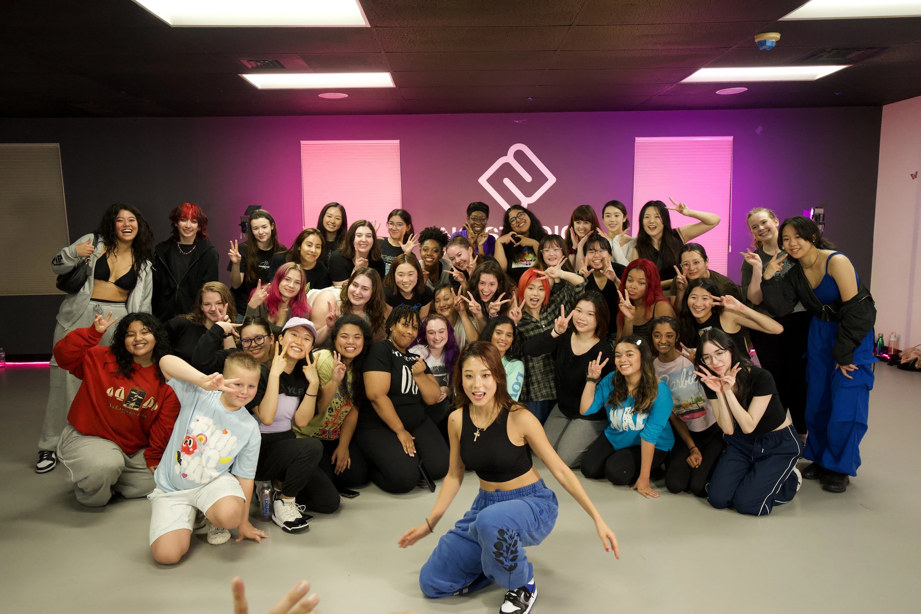 A group photo from Seungyeon’s workshop at N2.